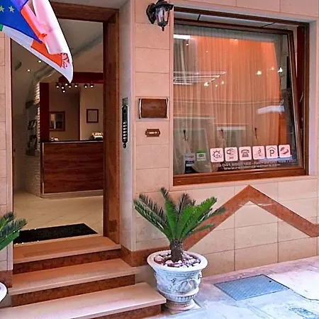 Hotell Eleonora 3*